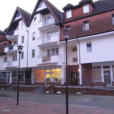 Апартаменти Portowy Z Garazem, Ul Towarowa *